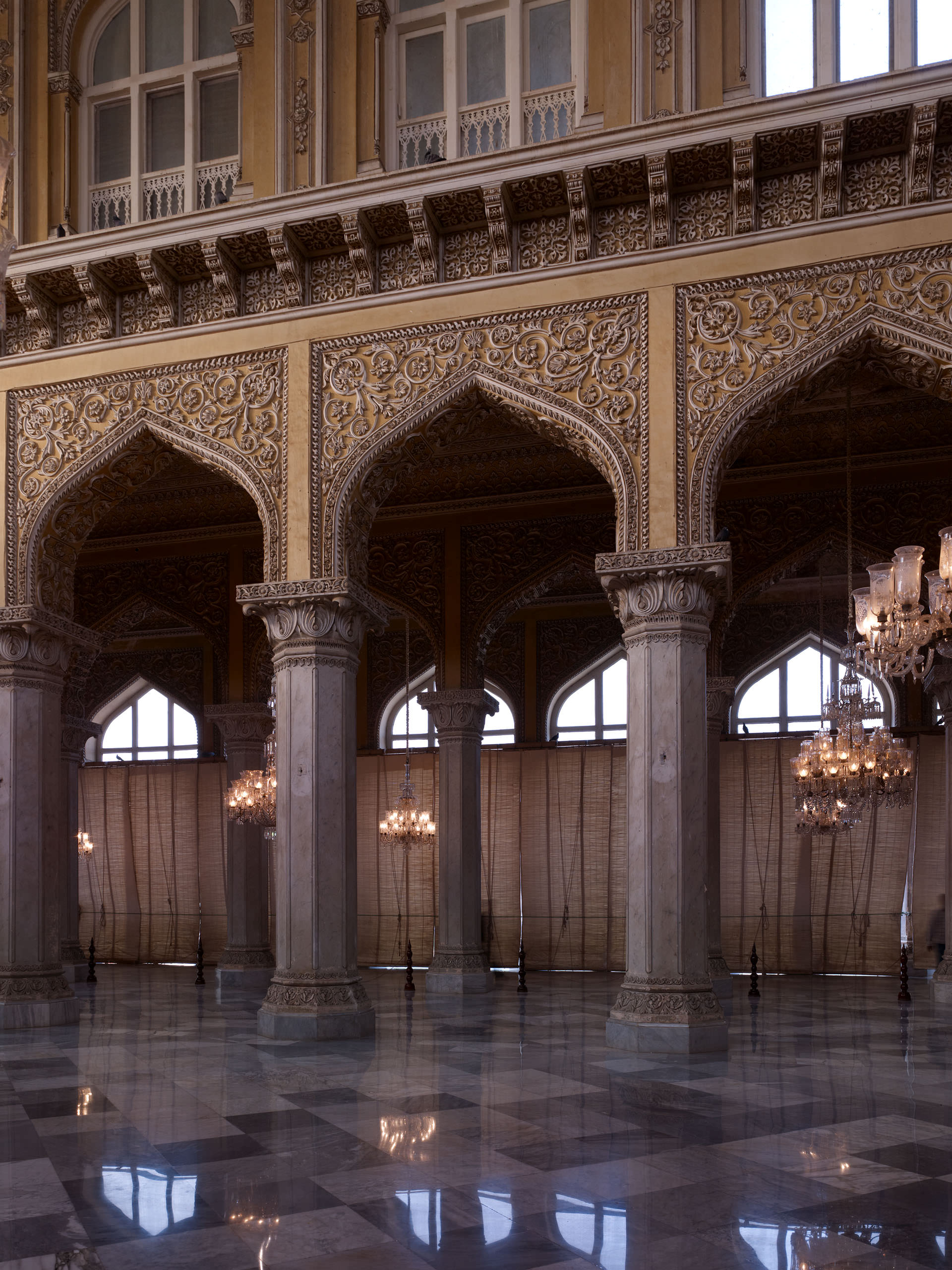 E11318 AP45 026477 j2560